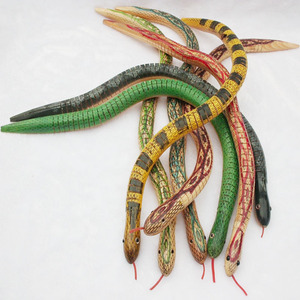 玩具蛇 木蛇 木制玩具蛇 木质玩具蛇 仿生蛇 仿真木蛇 整蛊玩具