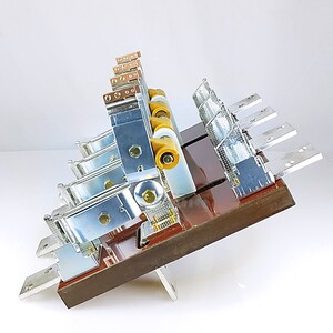 爆款双头刀闸hs13bx双投刀开关1000a转换隔离刀闸41双电源切厂销