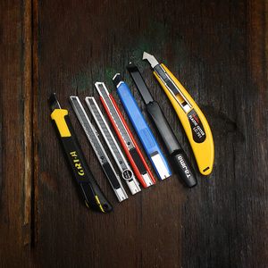 日本tajima裁纸美工刀裁纸壁纸刀铅笔削笔刀大号小号美术绘画用品