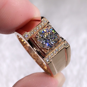 18k玫瑰金莫桑石男戒婚戒 1-2克拉钻石戒指白金男士钻戒 光面喷砂