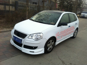 06-09款大众polo波罗劲情改装两厢波罗劲情前后唇侧裙小包围尾翼