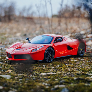 比美高法拉利车模1 18仿真合金原厂拉法跑车汽车模型