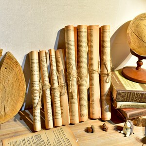 美式复古英文书本书卷做旧海报装饰咖啡店文艺书卷摆件拍摄道具