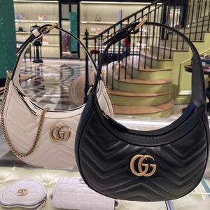 祺掌柜韩国免税店gucci古驰月牙腋下包全皮黑白色时尚百搭
