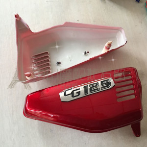 适用摩托车本cg125边盖 zj125侧盖老款cg125电池盖 xf125护盖护板