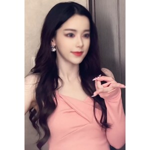 迅猛龙特蕾莎同款衣服抖音网红女主播抹胸吊带 套指袖套粉色上衣