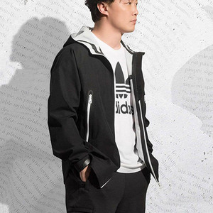 阿迪达斯外套陈奕迅