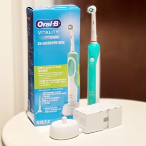 京创全球购淘宝正品oral-b/欧乐b成人充电式d12