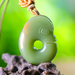 藏圈古玉苏工新款玉猪龙和田玉老熟河磨籽料红山文化c型玉龙吊坠