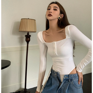 炸街辣妹设计感三角连体长袖t恤女秋季方领紧身显瘦性感白色上衣