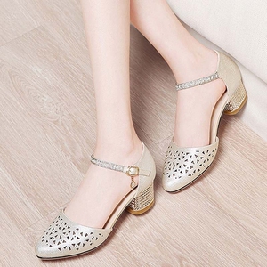 包脚鞋女2018新款韩版百搭夏露不漏脚趾的凉鞋粗中跟气质优雅包头