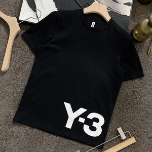 y3衣服