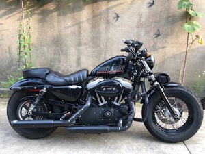 进口哈雷金刚狼883n硬汉x48巡航太子车夜路德改金刚狼复古摩托