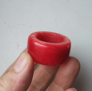 000人付款淘宝天然鸡血玉扳指红鸡血玉指环男大拇指鸡血红玉扳指红