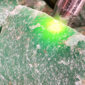 天然东陵玉水晶矿石摆件镇宅大块原石风水能量绿色水晶石雕刻原料