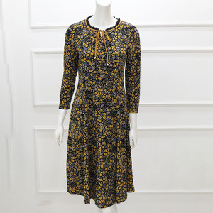 梦燕专柜2022春季新款女装 高端洋气碎花减龄修身连衣裙ab02b2005