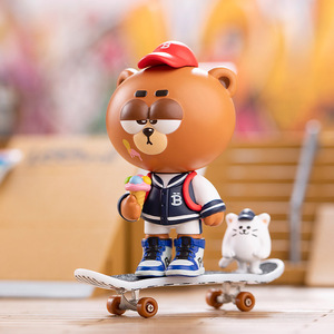 正版伯尼熊 sneakerbear公仔盲盒全套潮流玩具可爱创意摆件礼物萌