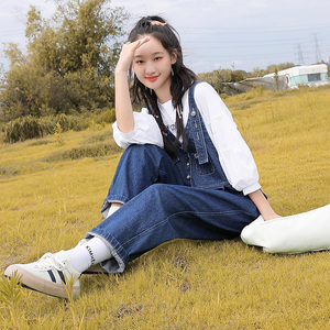 少女中学生学院风休闲背带裤子2023新款春季大童初中生宽松牛仔裤