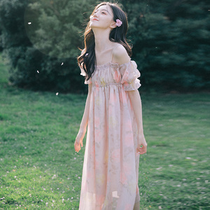 少量现货 》雨戏繁花 温柔仙女花色连衣裙露肩印花吊带裙