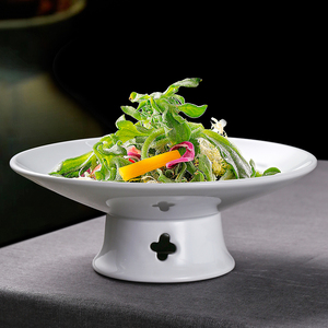 陶瓷纯白高脚浅盘梅花形斗笠碗餐厅凉菜冷菜盘子个性酒店餐具包邮