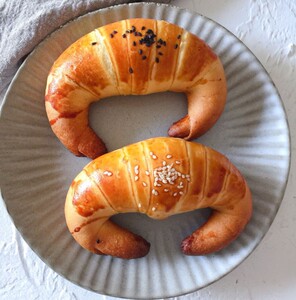 mr fang网红牛角包芋头奶黄黑芝麻红豆4个口味早餐面包台湾特色