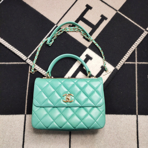 香奈儿薄荷绿包
