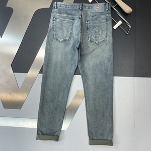 hermes爱马仕新款字母压花休闲牛仔裤商务休闲百搭小脚裤长裤男装