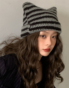 【恶魔来啦】拼色条纹针织毛线帽子女猫咪耳朵可爱尖尖帽套头帽潮