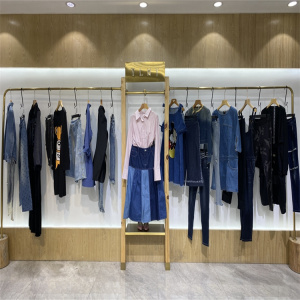 2021年夏季 维维乔安娜 品牌折扣女装清仓实体店走份拿货打包货源