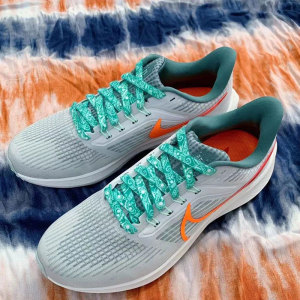 air zoom飞马38低帮运动跑步鞋黑红紫腰果花泼墨鞋带lucky_265712