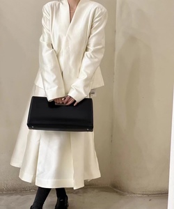 原创设计师YP 时尚珠光高级感V领西装外套女