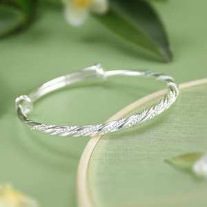 银手镯女纯银999足银实心推拉扭丝文艺小清新银镯子学生送女友