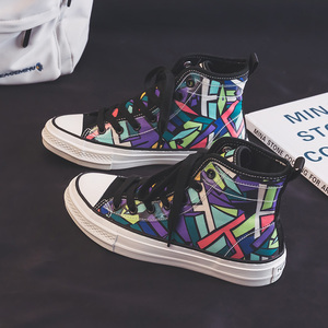 环球高帮拼色12女大童帆布鞋13韩版涂鸦板鞋15高中学生平底休闲鞋