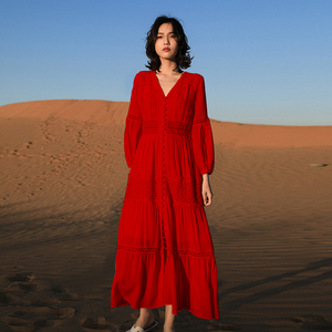 红色仙女长裙夏西藏穿搭海边度假青海湖沙漠旅游拍照显瘦沙滩裙子