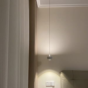 卧室床头吊灯北欧现代餐厅轻奢升降调节创意球形网红吧台吊灯
