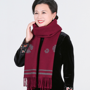 中老年人围巾女冬季妈妈中年红色仿羊绒围脖秋冬老人奶奶保暖围巾
