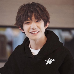 we11done 易烊千玺同款铁环加绒帽衫welldone宽松套头休闲卫衣 潮