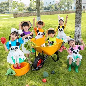 幼儿园动物大熊猫可爱演出服糖果色卡通背带裤六一儿童节表演服装