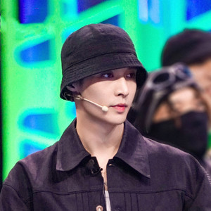 明星张艺兴同款帽子日系纯色短檐渔夫帽四季款男女百搭遮阳盆帽夏