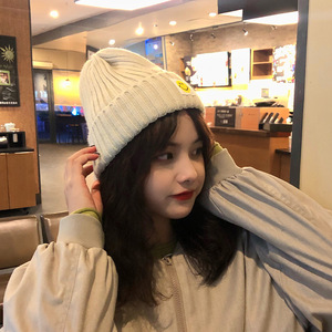 网红方块笑脸贴布白色毛线帽子女秋冬季护耳保暖情侣冷帽针织帽子