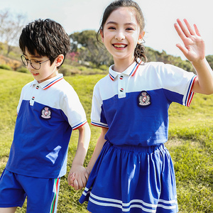 一小校服小学生