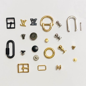 双肩包配件维修