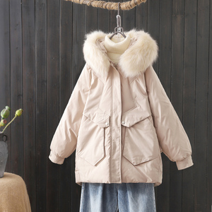 林马卡诗卡旗舰店天猫羽绒服女2020年新款中长款后背刺绣带帽毛领