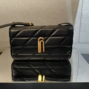 000人付款淘宝思加图女包商场专柜正品21年新品菱格链条