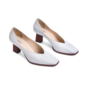 dissona迪桑娜女鞋新品中跟浅口单鞋6538