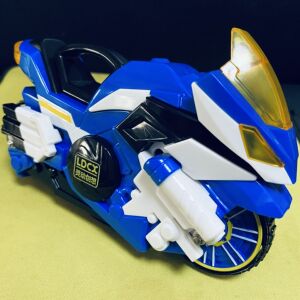 魔幻陀螺5五代灵动正版玩具最新款发光机甲战车旋风轮急速脉冲4男