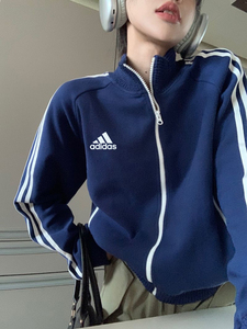 阿迪达斯Adidas三条杠短款春秋小开衫女休闲外穿蓝色立领卫衣夹克