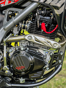 波速尔 m1 cb250f大纲头六档发动机风冷 越野摩托车波速尔赛车