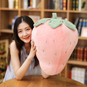可爱水果公仔毛绒玩具仿真草莓暖手抱枕菠萝创意靠垫儿童生日礼物