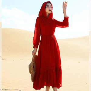 埃及度假复古连帽红色连衣裙女春秋装西藏新疆青海湖旅游长裙仙女